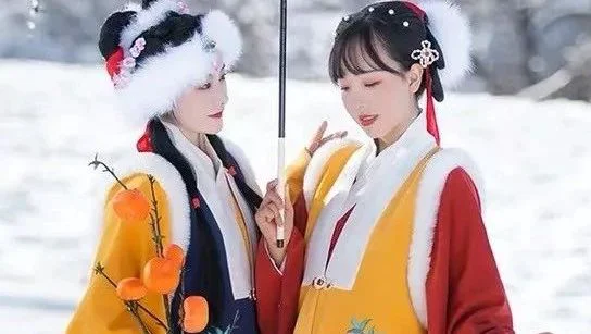 汉服 | 新的一年，当然要把美好寓意都穿在身上！