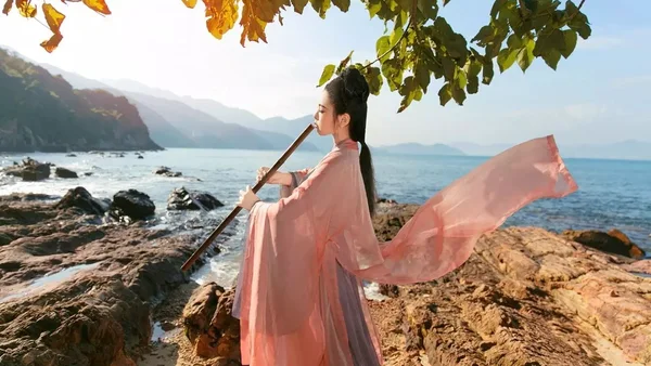 汉服摄影｜到海边去，等风来