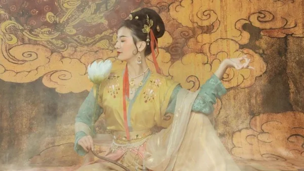 一世一回眸，一生一等候｜汉服摄影