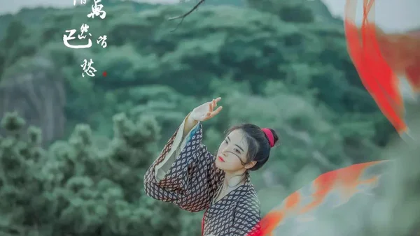 汉服摄影 |风景如画,恰好,你也在画里