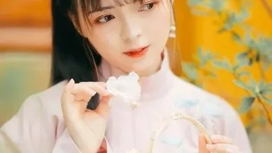莺声燕语春光好，醉引诗情万句催｜文学诗词