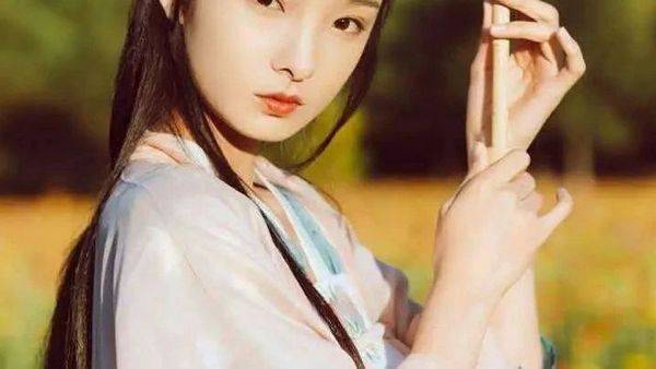汉服容易成「梅菜干」？平时在衣柜里应该这么放！