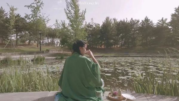 穿汉服的出门不怕被围观吗？