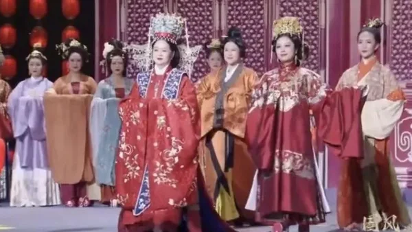 2022年第一条“汉服”热搜