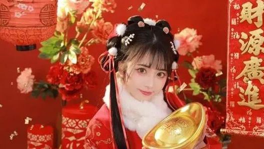 穿汉服迎虎年||年初二，福门大开财运滚滚来