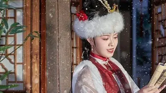汉服仕女||晚来天欲雪，能饮一杯无