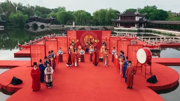 【爱在七夕】一场水乡婚礼在西塘浪漫开启！