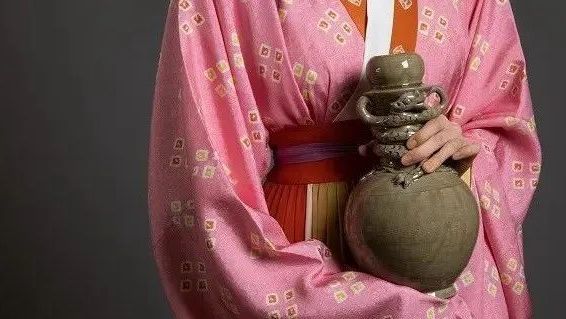 汉裁｜浅谈纱向对汉服外观形态的影响