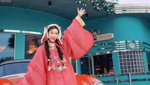 汉服仕女||穿兔兔新年战衣去环球过圣诞是什么体验？