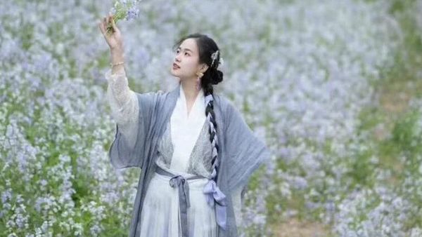 为什么说现在的汉服活动是脚趾头办的活。