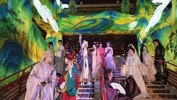 长安四月春 花时正相逢｜丽人共赴百花良辰 唐潮盛宴等你入梦