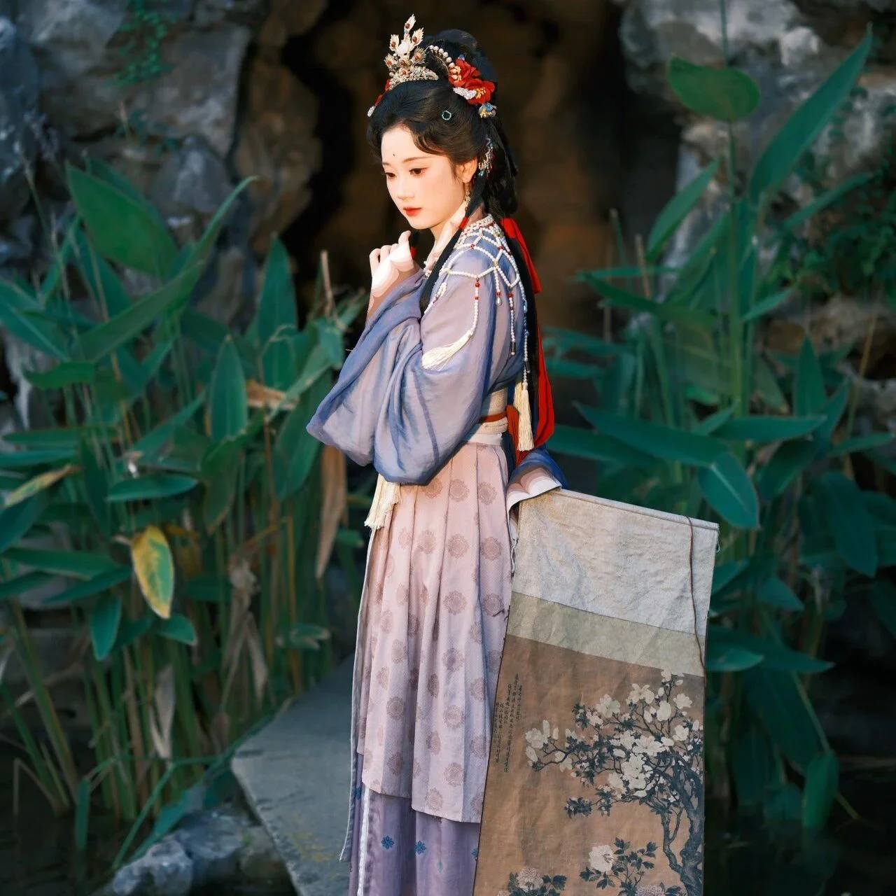园子很静，人很轻｜江南园林汉服写真 第1帧