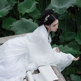 出淤泥而不染,濯清涟而不妖