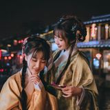 莲灯照影场景