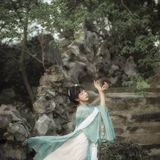 曲径寻幽