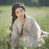 清雅脱俗真名士，不拘礼法任平生