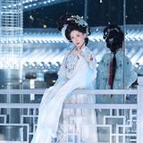 嫦娥仿妆｜银丝古建汉服写真