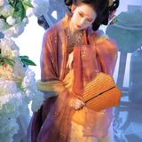 雾起清池｜唐裙繁花汉服写真