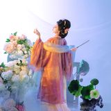 雾起清池｜唐裙繁花汉服写真