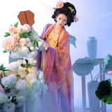 雾起清池｜唐裙繁花汉服写真