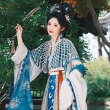 【汉服写真】宋韵神仙复原约拍：感我此言良久立，衣袂如见旧时人
