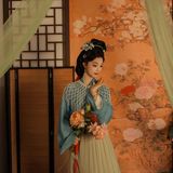 【汉服写真】清雅宋制造型客片：一袭素衣归宋韵，淡妆浓抹总相宜