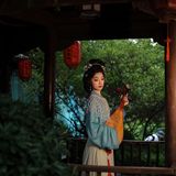 【汉服写真】清雅宋制造型客片：一袭素衣归宋韵，淡妆浓抹总相宜