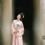 巧笑倩兮美目盼：汉服仕女入画图，眉目里的诗经风雅