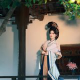 姑苏藏宋韵：宋制汉服漫步园林，衣袂拂过千年丹青