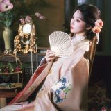 【汉服写真】明华堂汉洋折中花狸 撷一袭春日华裳
