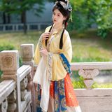 【汉服写真】梦回红楼：小姐裙裾翩跹，宛如绢中仙娥