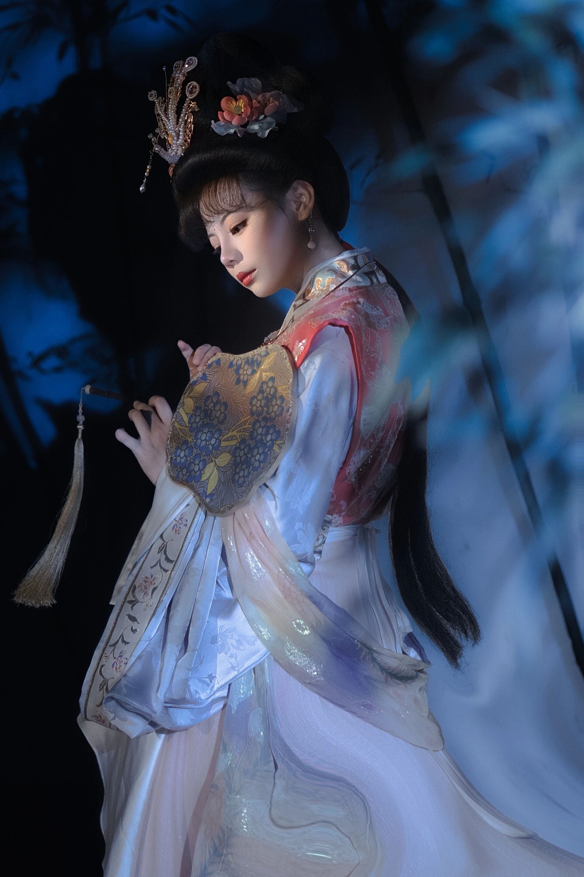 【非遗汉服】绢人仿妆写真：不借红楼西游名，独留一缕古韵