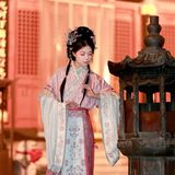 光影织古意：一组汉服人像写真里的构图与氛围之美