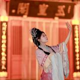 光影织古意：一组汉服人像写真里的构图与氛围之美