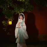 【汉服写真】妙玉临风：素玉垂纱，一袭缟素写尽孤洁