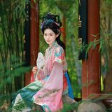 【汉服写真】瑶池仙子：本是天上客，误落人间作仕女