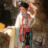 是风动还是心动｜清冷回眸汉服写真