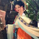 是风动还是心动｜清冷回眸汉服写真