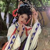 是风动还是心动｜清冷回眸汉服写真