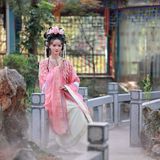 回眸生辉