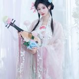 【汉服写真】淡粉刺绣汉服佳人 娴静从容见清欢