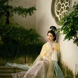 【汉服写真】庭院深几许 绿意漫成诗里衣香