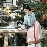 【汉服写真】宋制汉服·庭院藏尽中式温婉