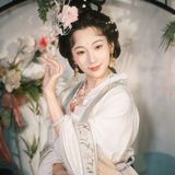 嫦娥 · 月下影棚 影棚第4帧/10·竖幅