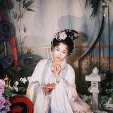 嫦娥 · 月下影棚 影棚第7帧/10·竖幅