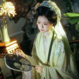 不必去远方，院中即深山。