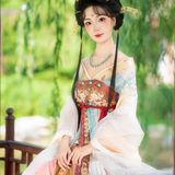 青龙寺的午后，光也放慢了脚步。