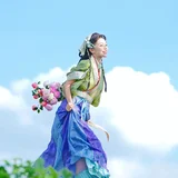 载入风中的少女 · 山野与云 第2帧