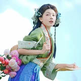 载入风中的少女 · 山野与云 第7帧