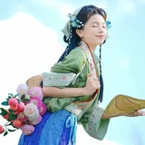载入风中的少女 · 山野与云 第8帧